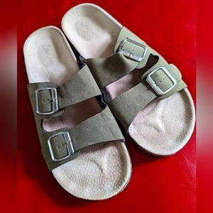 Women's size 42 forest green Shoeland open toe buckled cork slide